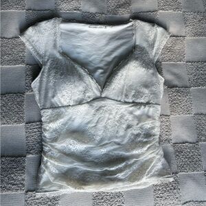 Abercrombie & Fitch The A&F Zoe Bra-Free Lace Top – White/Cream (NWOT)